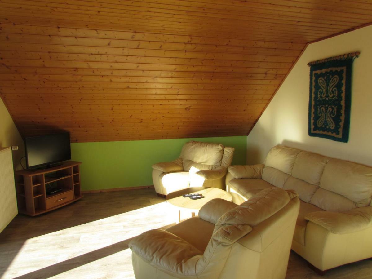 Apartament Ferienhaus Mit 2 Fewo In Mecklenburg Wesenberg Zewnętrze zdjęcie